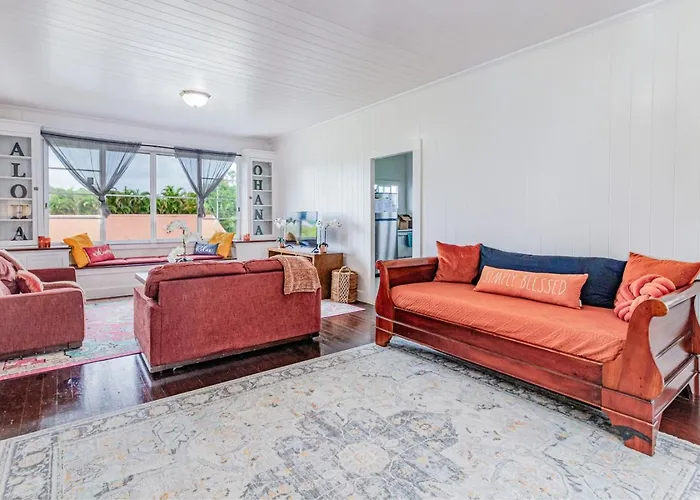 Your Hilo Homebase - Lovely 3 Bedroom In Heart Of Hilo With Ac!